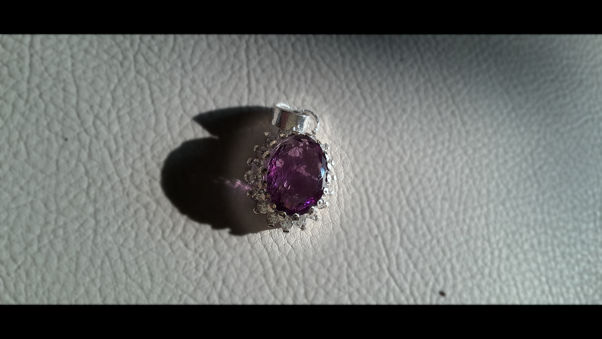 Pendants and Charms – Personalize Your Jewelry Journey