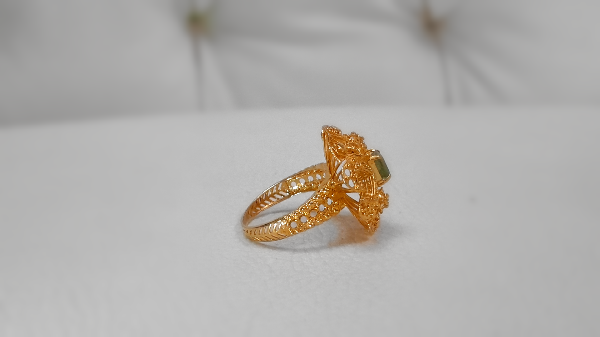 0.4 Carat Umba Green Sapphire Ring.